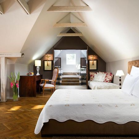 Villa Riccona Bronisze Eksteriør bilde